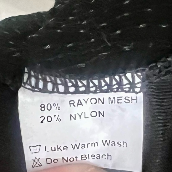 Twiggy Black Sleeveless Graphic Dress - Picture 5 of 5